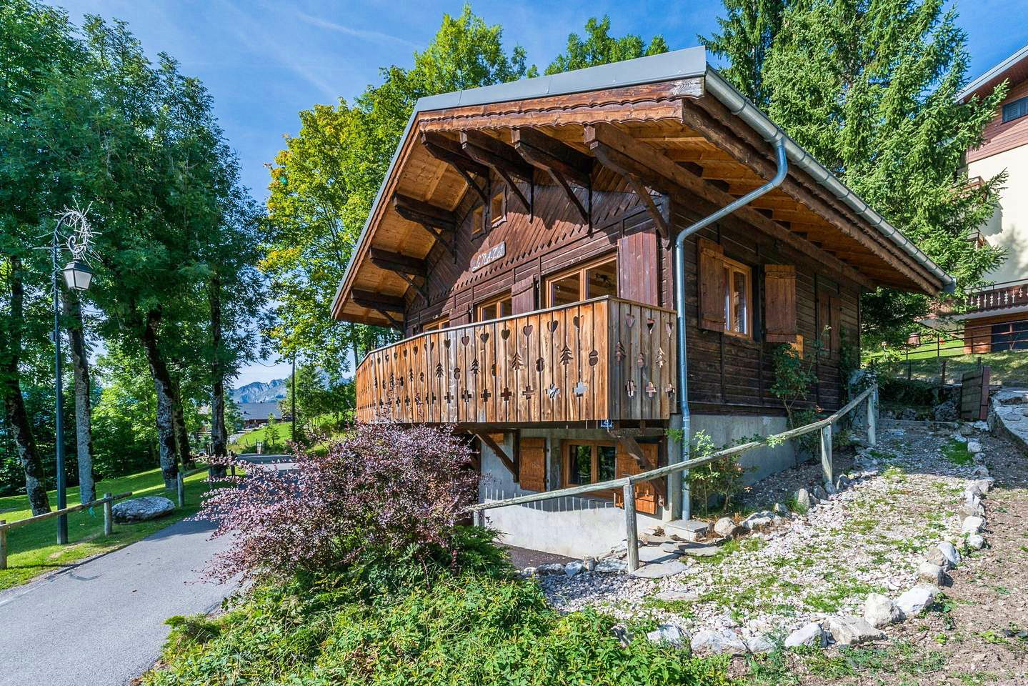 Propose Chalet 8 couchages Haute Savoie frontière suisse 3 chambres