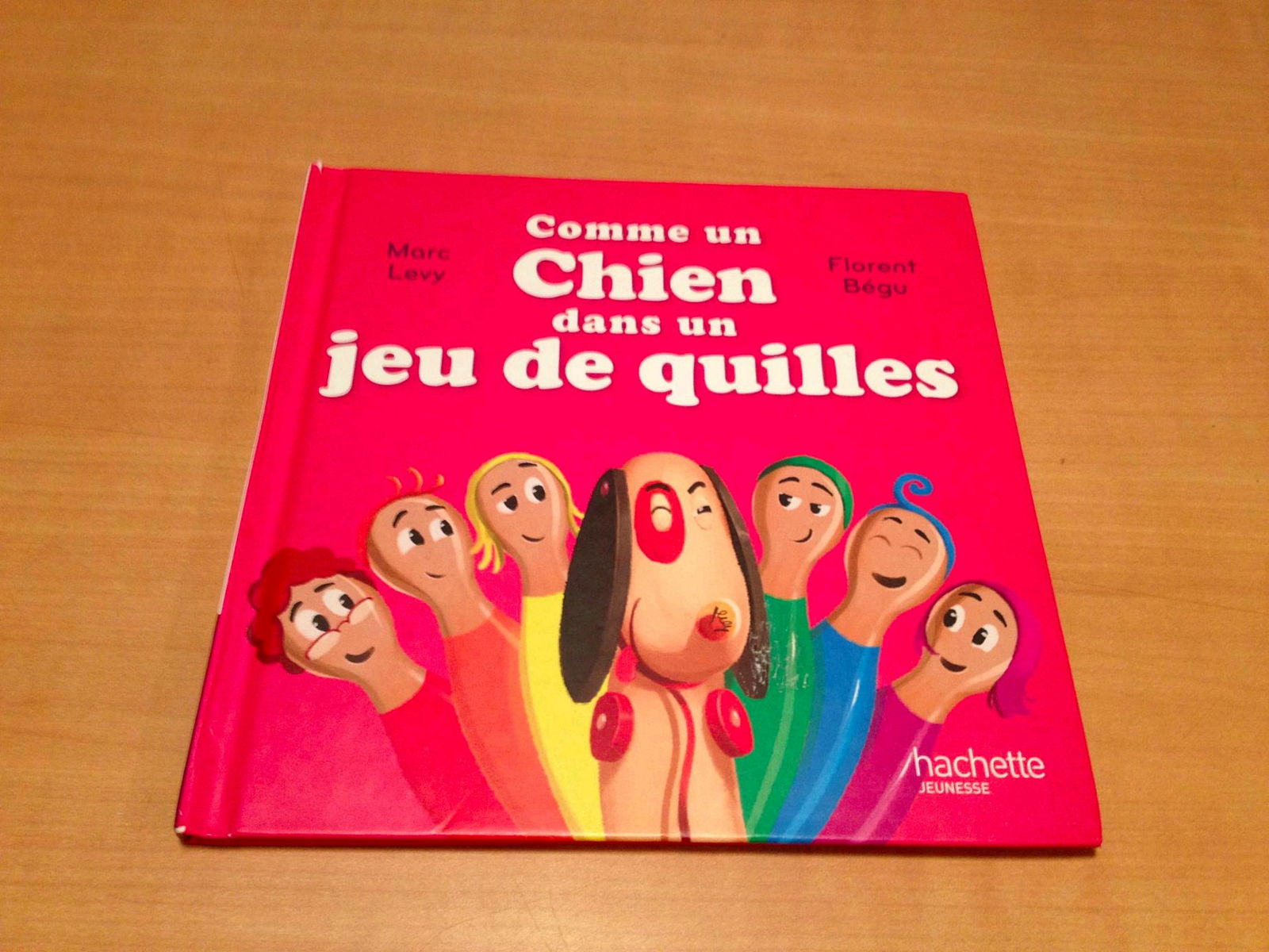 Comme Un Chien Dans Un Jeu De Quilles Comme un Chien dans un Jeu de Quilles - collection C’est comme ça sur