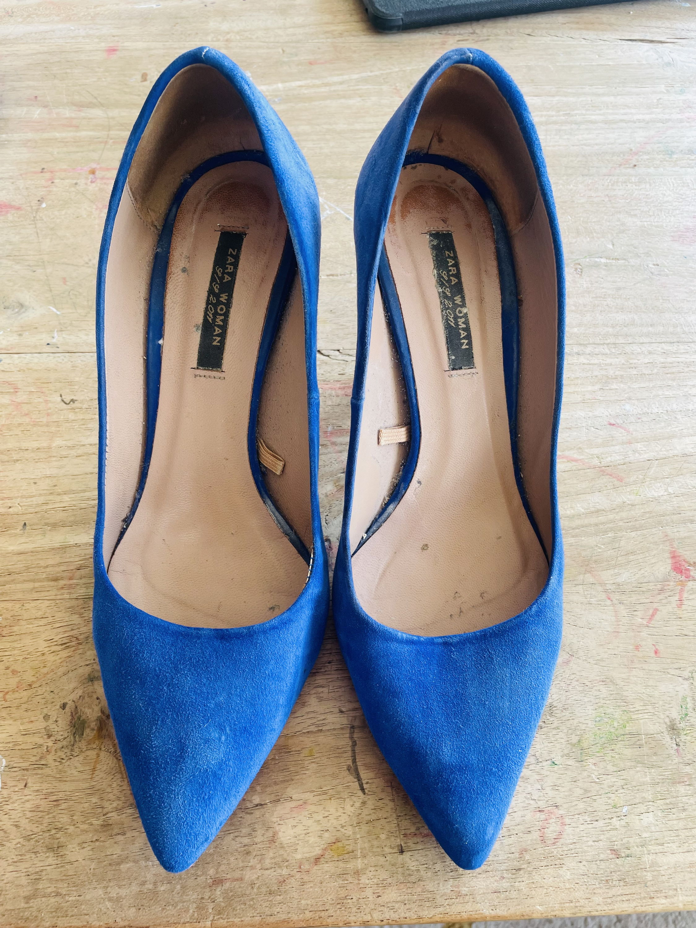 Escarpins Zara Femme En Velours Noir – Taille 36, Talons Aiguilles >7 Cm, Occasion En Très Bon état, Parfaits Pour Les Soirées